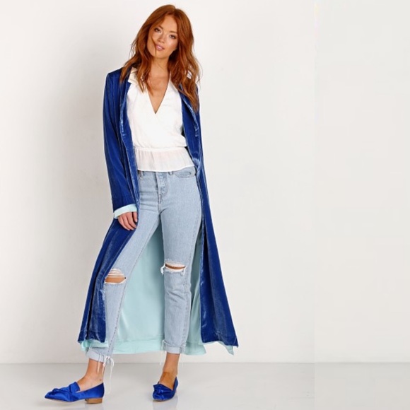 💙NWT For Love and Lemons Nadine Velvet Coat in Cobalt Blue - Picture 5 of 8